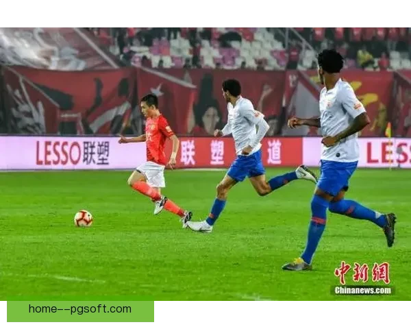 加纳乔足总杯决赛上演惊艳长途奔袭破门助球队领先