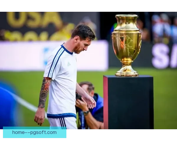 梅西因伤痛泪洒美洲杯决赛场外 眼中透露无尽遗憾与期许